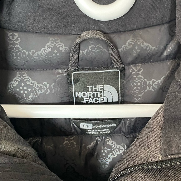 The North Face Winter Coat - Picture 3 of 6